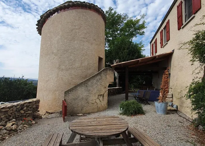 La Petite Grande