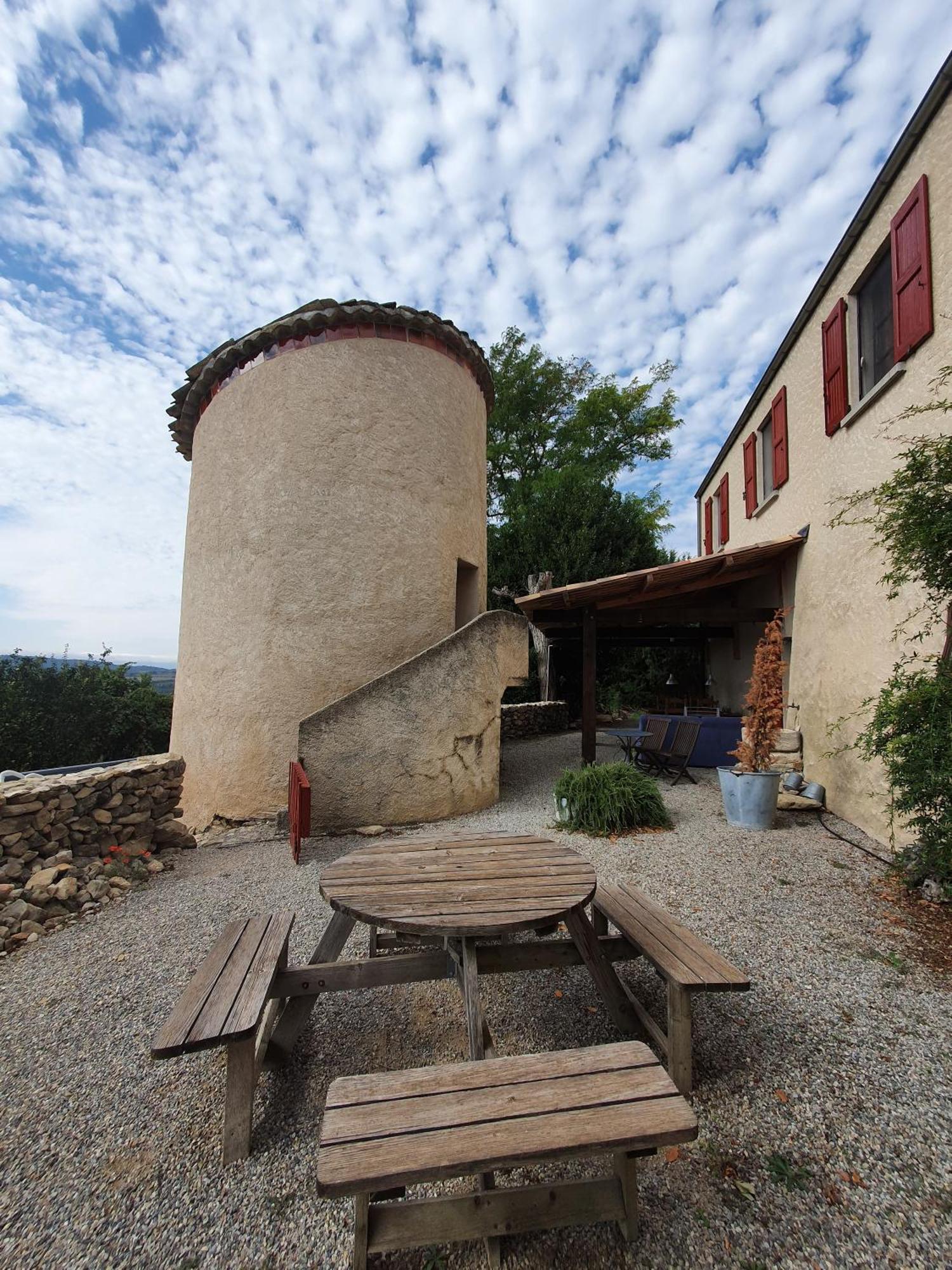 La Petite Grande Apartment Lurs